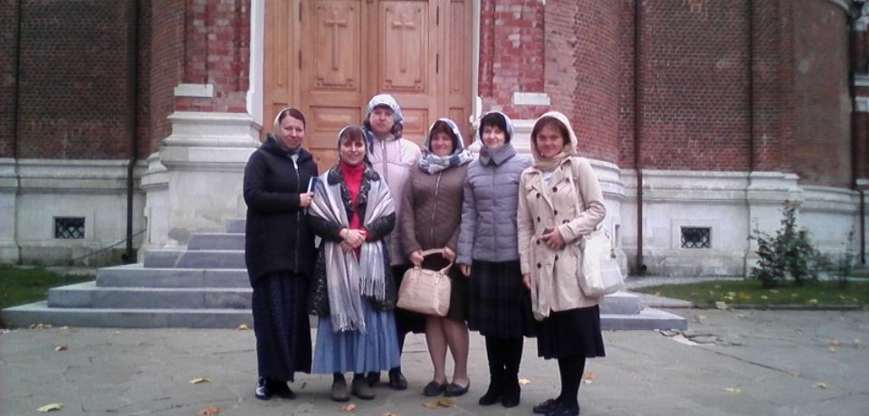Участники кружка хорового пения посетили памятные исторические места и монастыри города Можайска