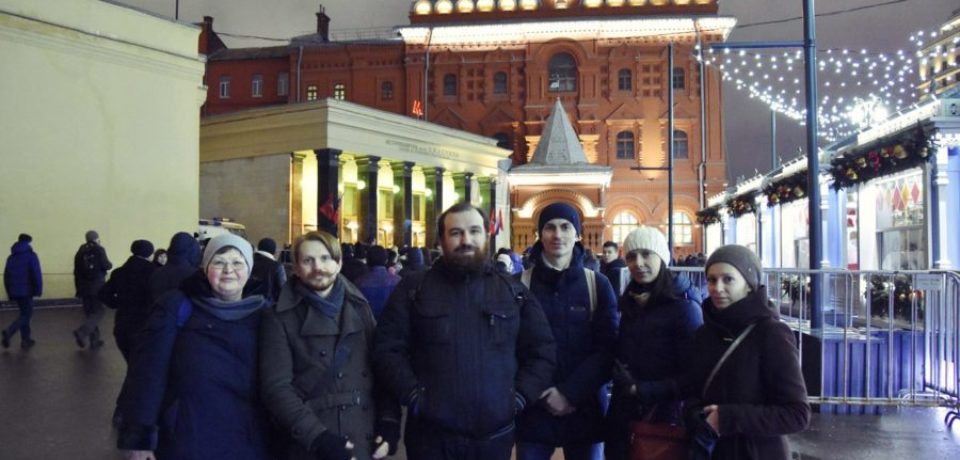 Миссионерское братство проповедует мигрантам