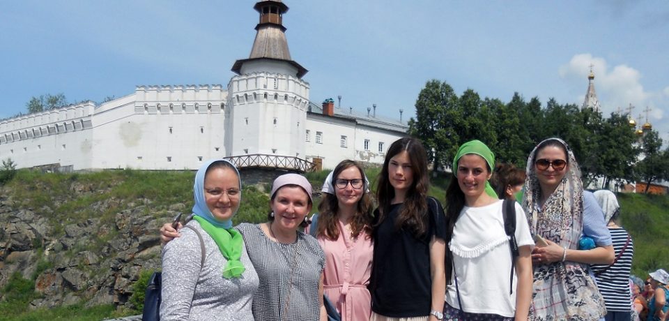Прихожане подворья приняли участие в Царских днях в Екатеринбурге