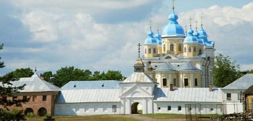 Страницы истории подворья. Иеромонах Максим (Хлопотин Михаил) 