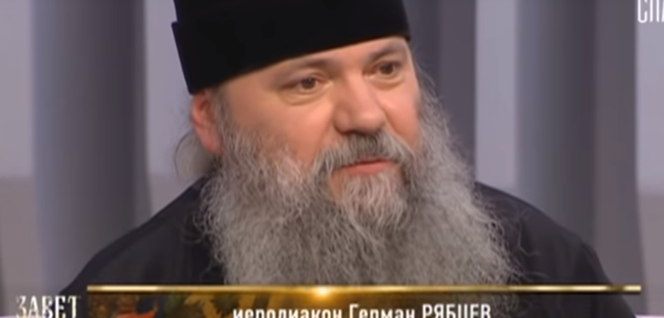 Регент хора подворья иеродиакон Герман (Рябцев) принял участие в съемках программы “Завет” на ТК “Спас”