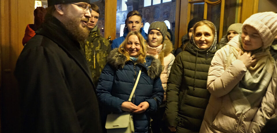 Дети из Кемерово посетили Московское подворье
