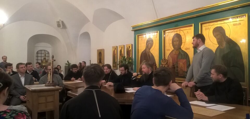 Состоялось расширенное заседание Молодежного Совета Центрального викариатства